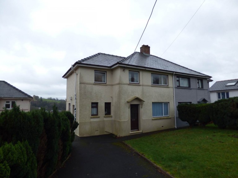 Images for Llandysul, Ceredigion EAID:swift BID:0004-7720-8cbe-d305